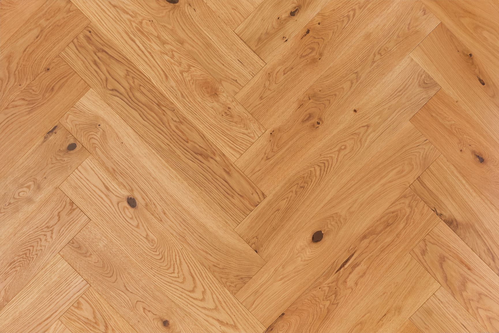 Massivholzdiele Eiche Natur Fischgrät 90° - 650 mm 15x120 mm naturbelassen endgeölt Pure