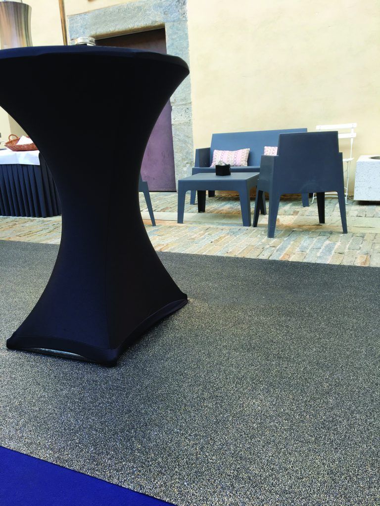 Messeboden flacher Nadelvlies mit Pailetten EXPOGLITTER Black & Silver 0910 ohne Schutzfolie - Rollenbreite 200 cm
