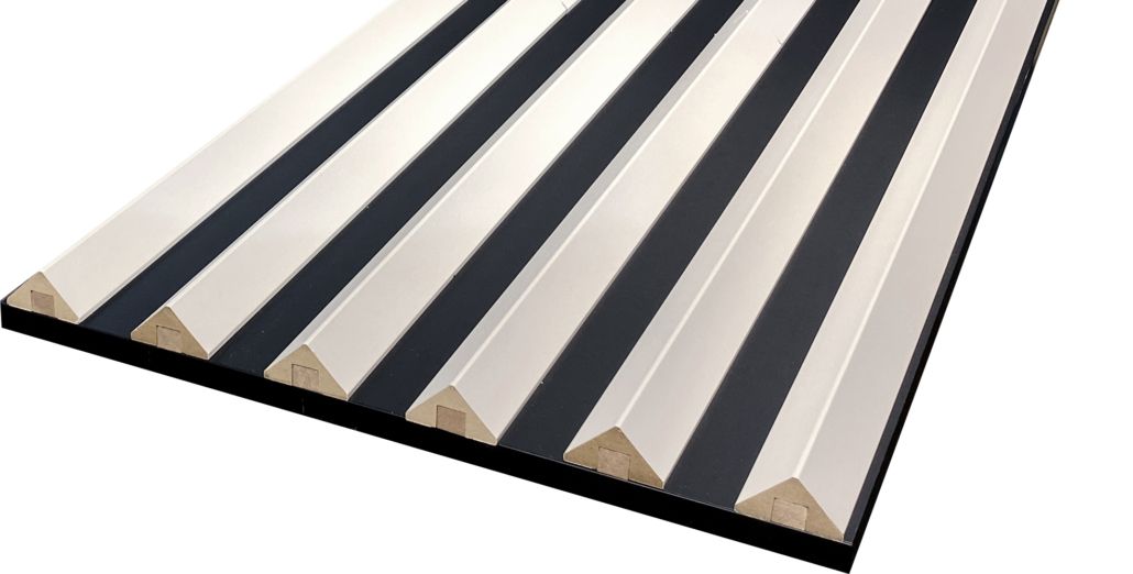 Wand- Akustikpaneel Kiefer Welle mit 6 Lamellen V1 B/H 48,4 cm / 275 cm