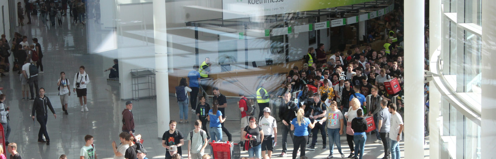 Messerips der Eventboden